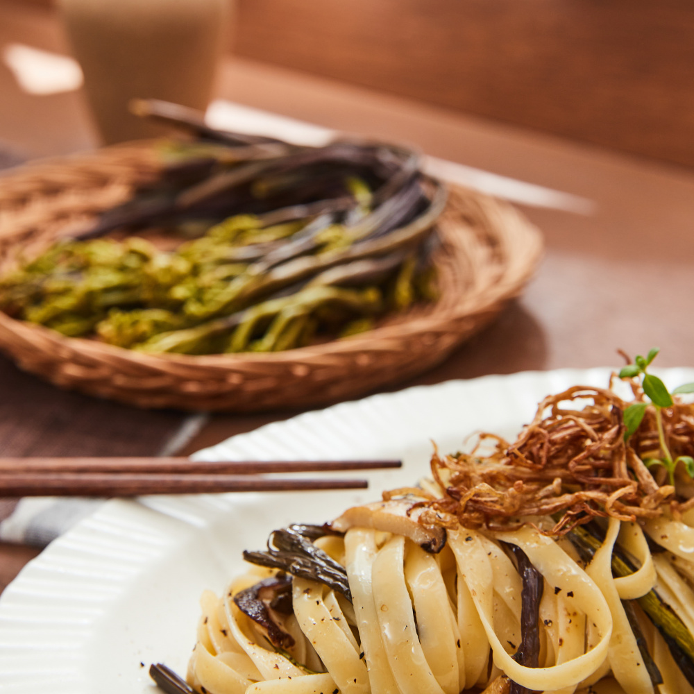 제주마미 비온 뒤 고사리 냉동 생고사리 200g 5개