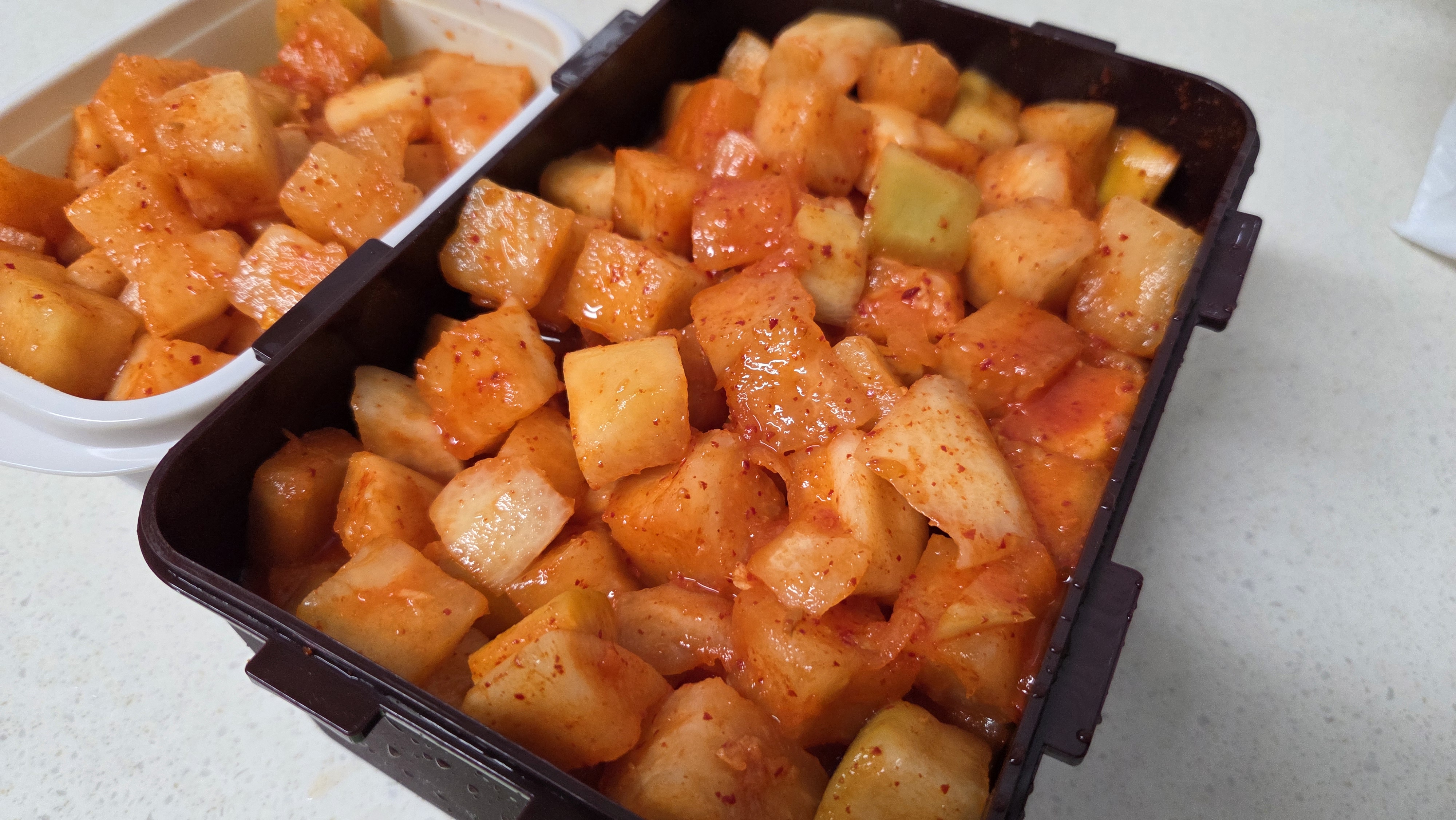 밥반찬 제주 깍두기 3kg  아삭한 무 김치 아이들도 먹을수 있는 맵지 않...
